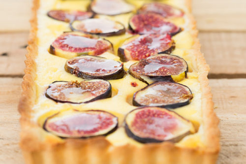 Purple fig and Sour Cream Tart