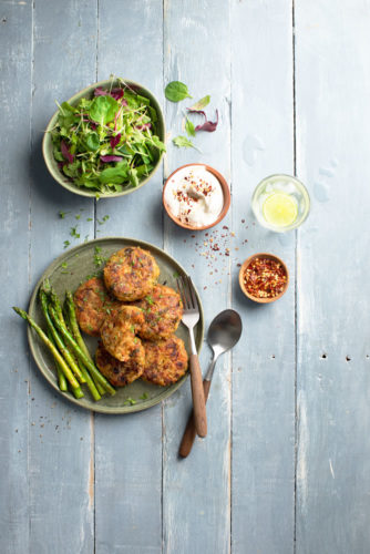 Cheesy baked carrot & rice cakes